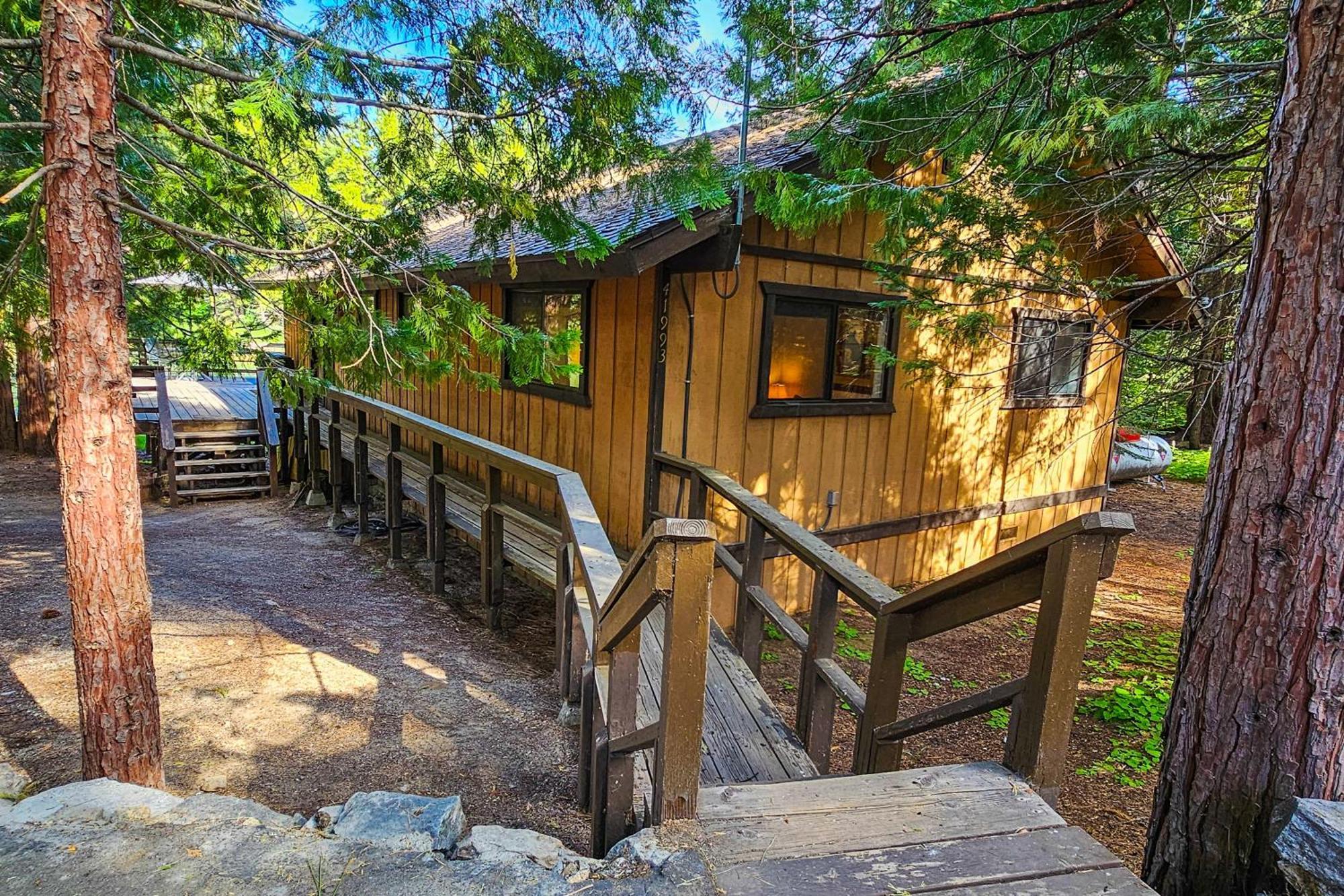 Water'S Edge Retreat Villa Shaver Lake Exterior photo