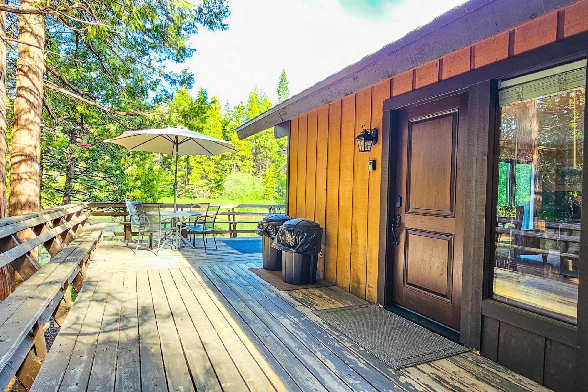 Water'S Edge Retreat Villa Shaver Lake Exterior photo