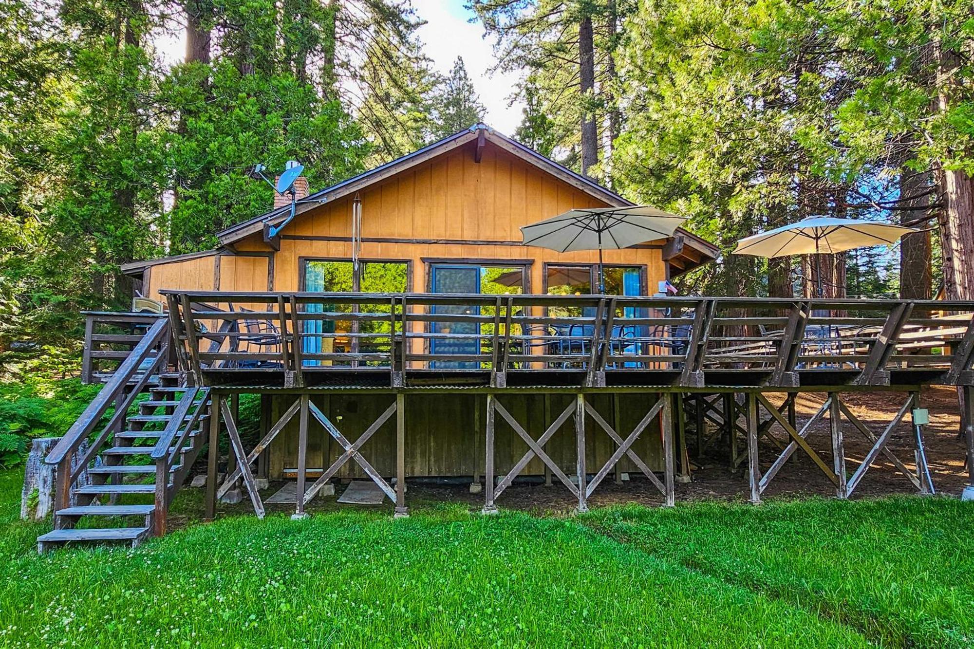 Water'S Edge Retreat Villa Shaver Lake Exterior photo