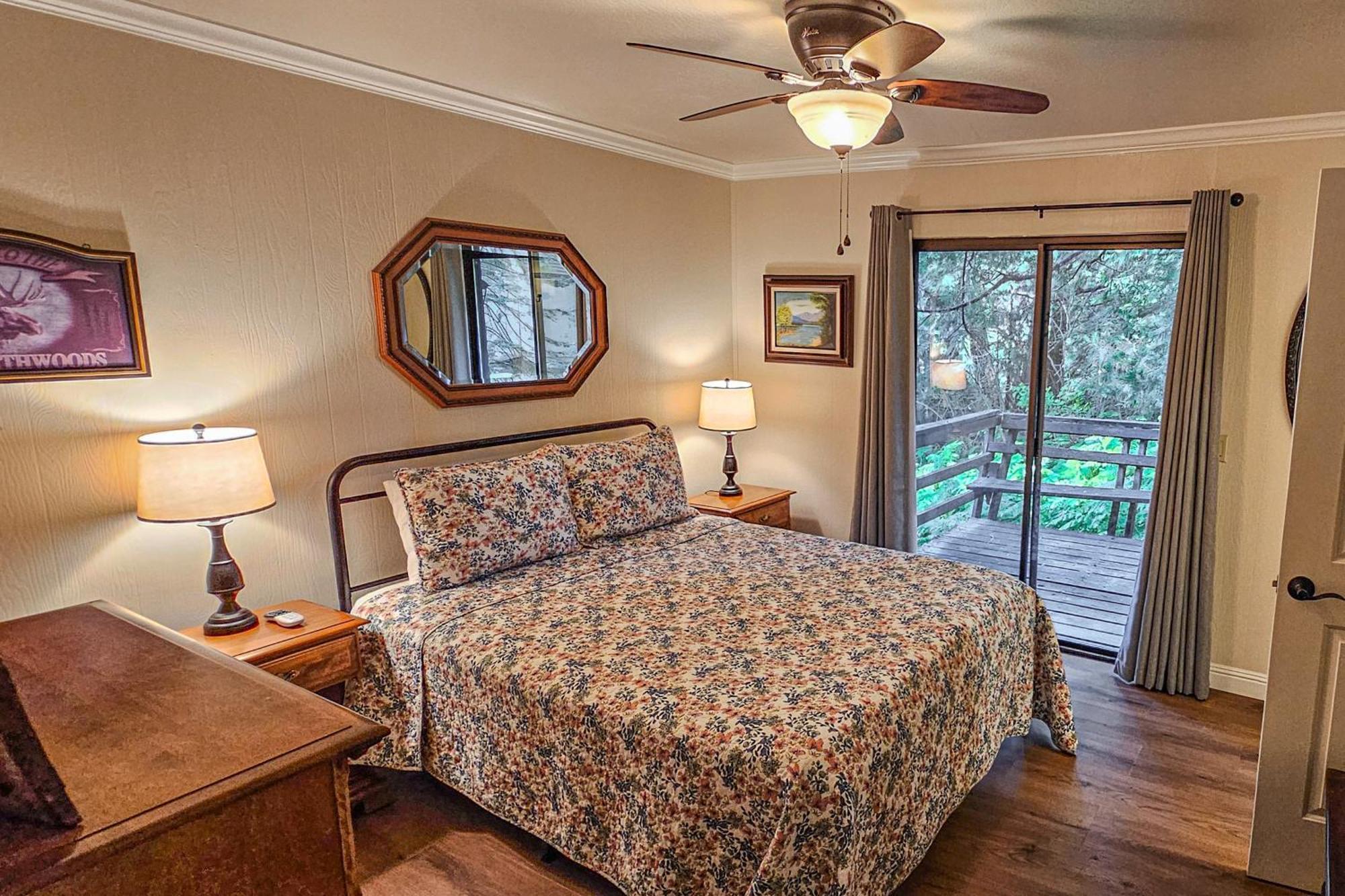 Water'S Edge Retreat Villa Shaver Lake Exterior photo