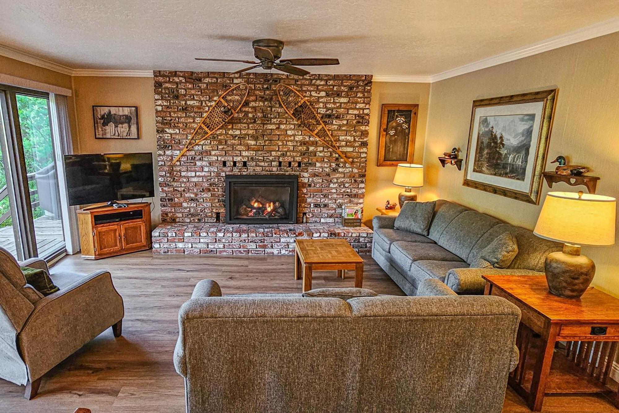 Water'S Edge Retreat Villa Shaver Lake Exterior photo